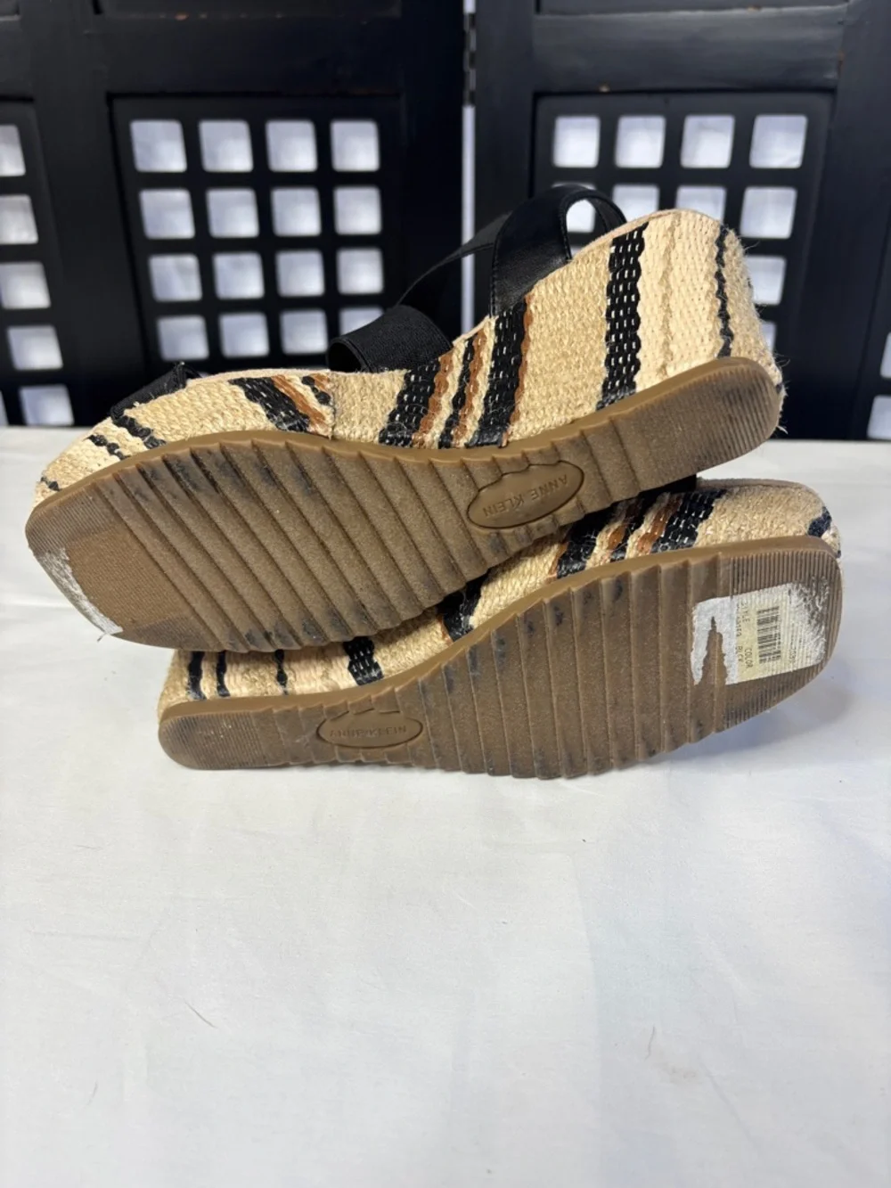 🖤 Anne Klein Espadrille Wedge Sandals Womens 6 Black Elastic Strap 🖤 - Picture 6 of 12